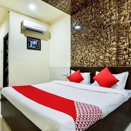 OYO 69828 Hotel Aryan Khamgaon Bagian luar foto
