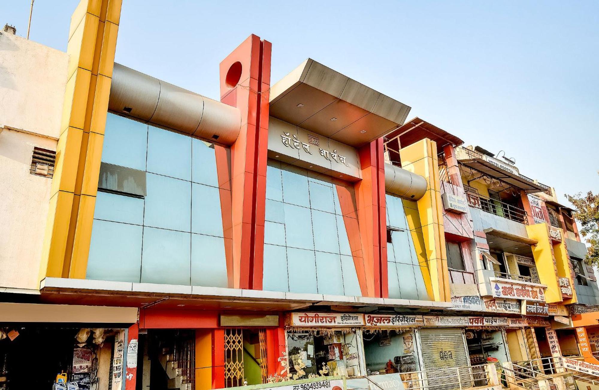 OYO 69828 Hotel Aryan Khamgaon Bagian luar foto
